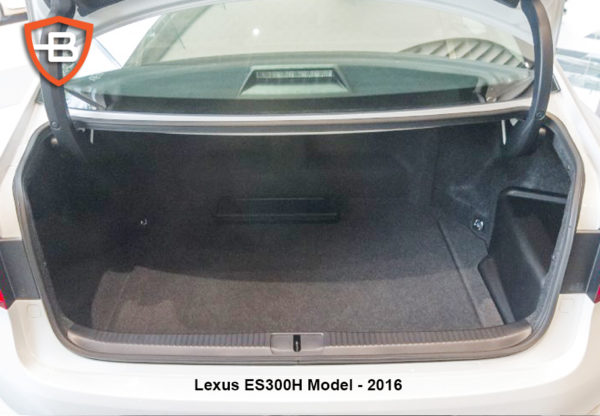 Lexus ES300h Boot Tray - Image 4